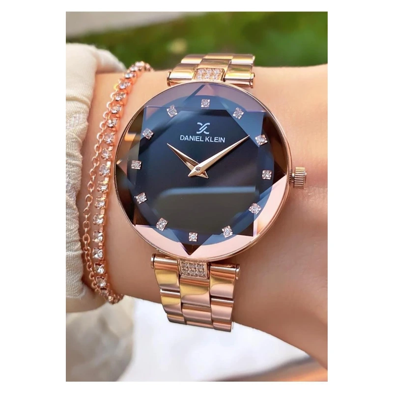 Rose Gold Renk Kesme Cam Kadın Kol Saati - Bileklik